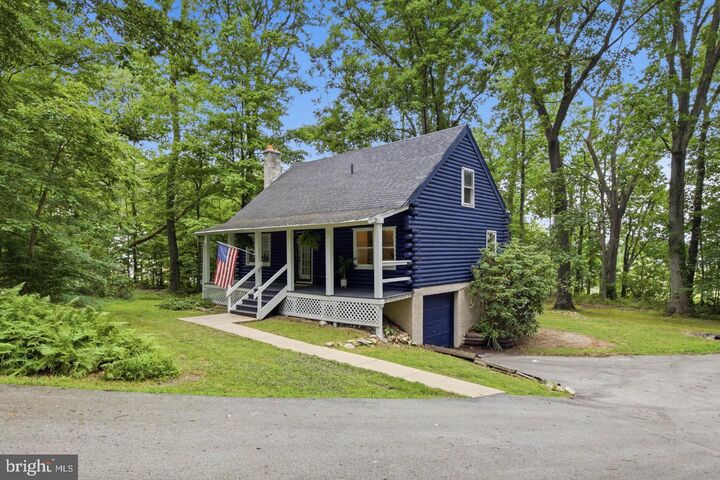 Property Photo: 9 Rockland Way PA 19343