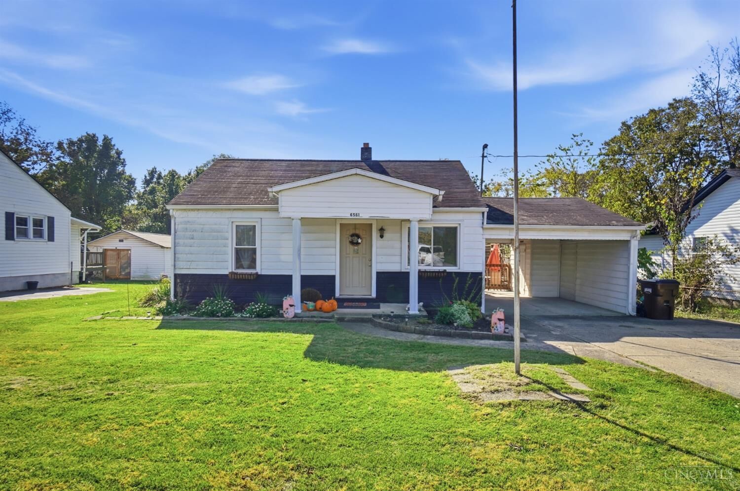 Property Photo:  6561 Sycamore Road  OH 45067 