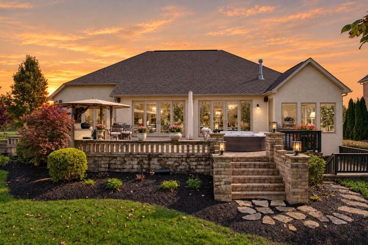 Property Photo:  6707 Optimara Drive  OH 43147 