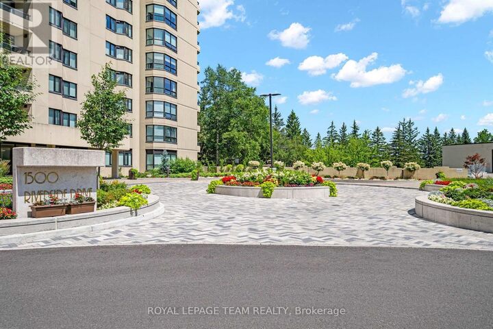 Property Photo:  1500 Riverside Drive 2408  ON K1G 4J4 