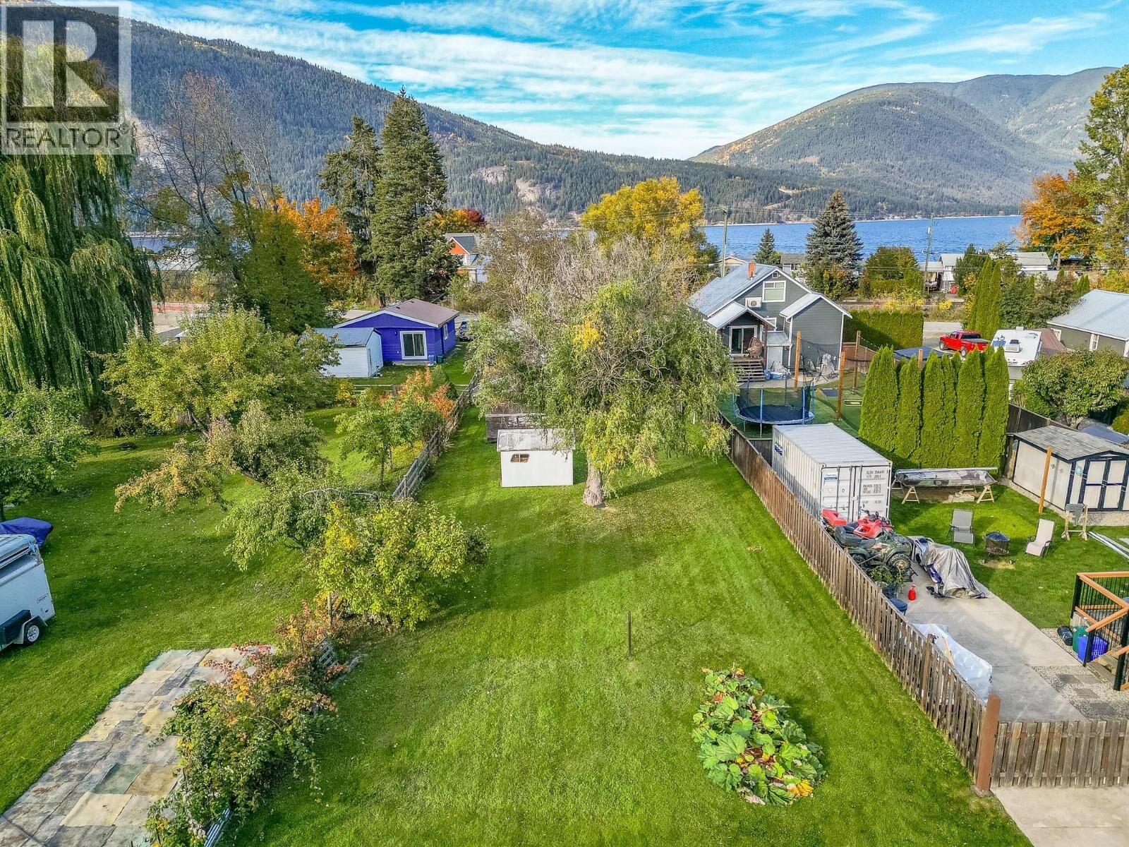 Property Photo: 4760 Canoe Beach Drive Drive Northeast BC V0E 1K0