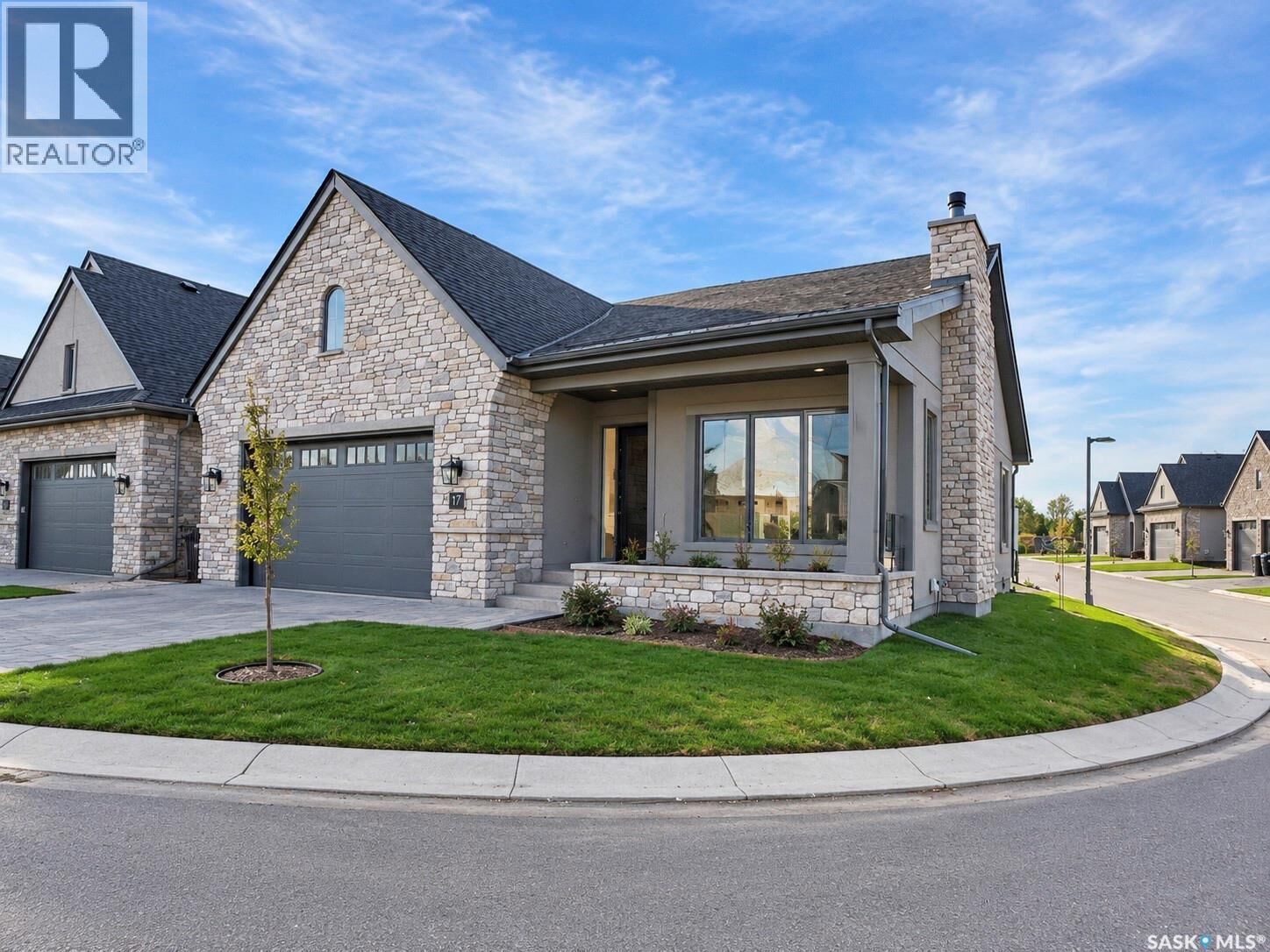 Property Photo: 27 350 Cartwright Street SK S7T 1E6