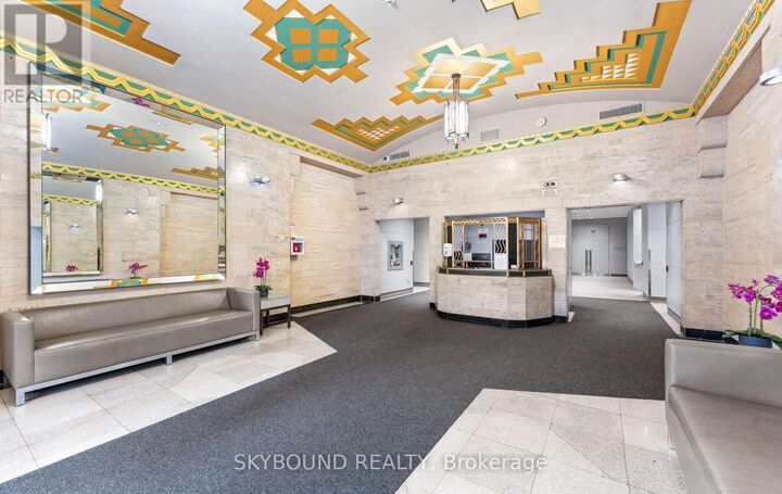 Property Photo:  637 Lakeshore Boulevard West 524  ON M5V 3J6 