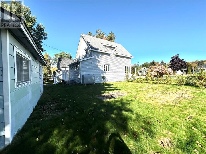 Property Photo:  47 Beaumont Avenue  NL A2A 1Z8 