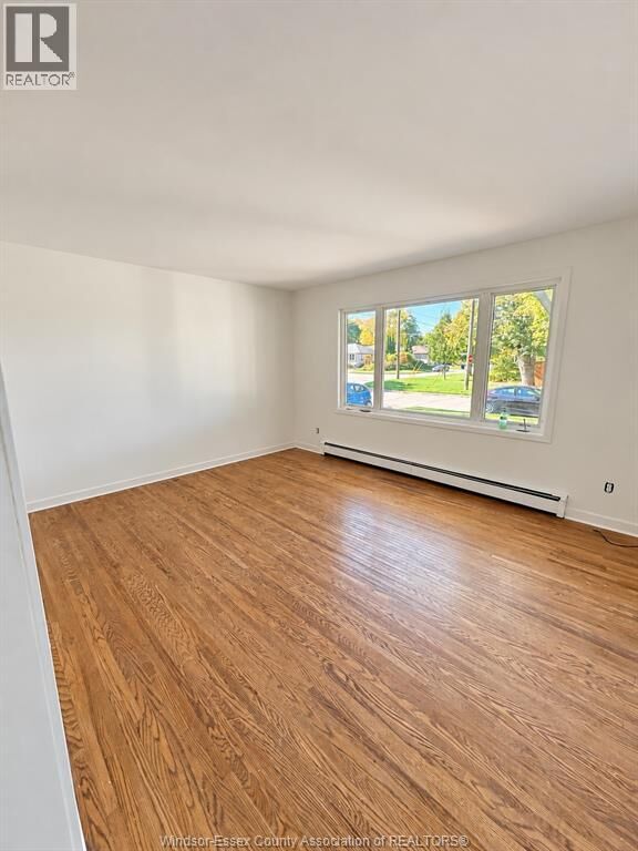 Property Photo:  36 Sussex Street 1  ON N7L 1L8 
