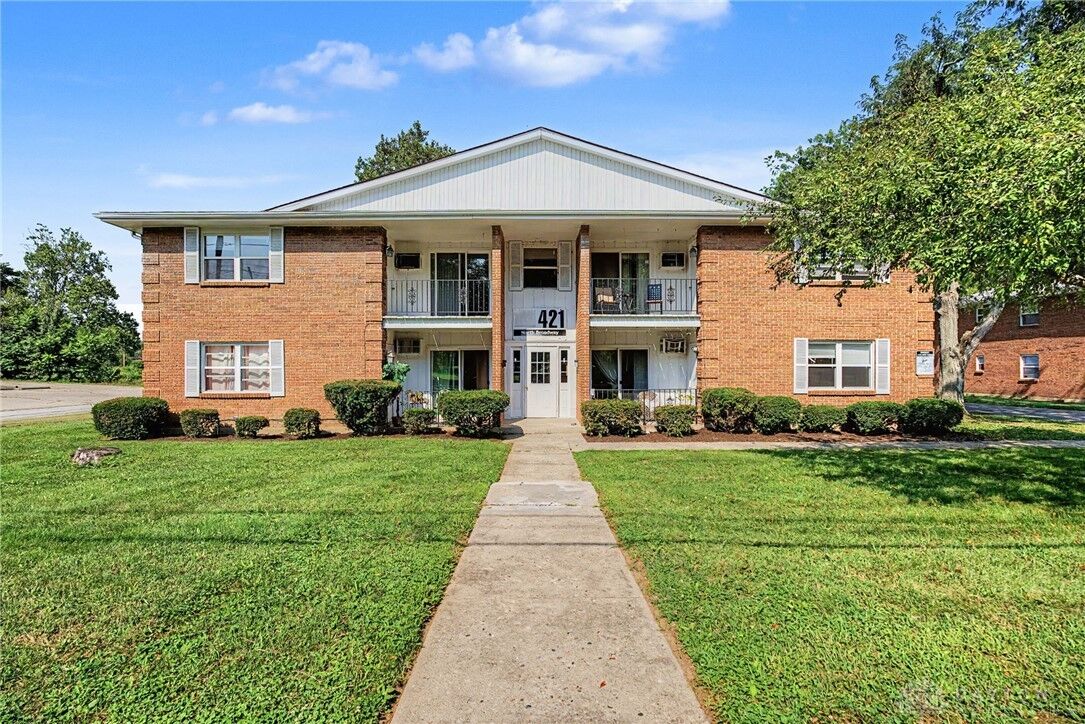 Property Photo: 421 N Broadway Street OH 45426