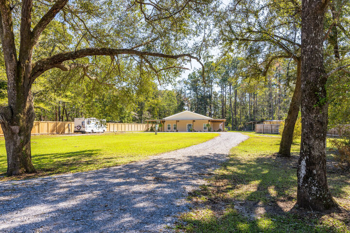 Property Photo:  58 Buck Bishop Road  FL 32455 