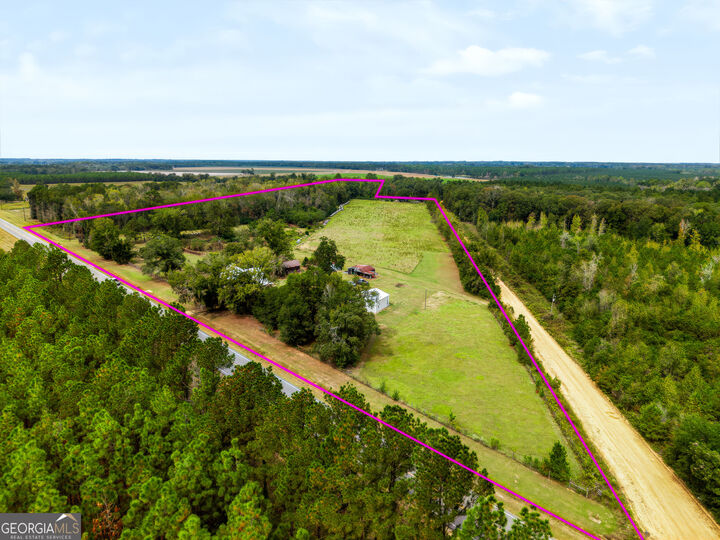 Property Photo: 863 Effingham Highway GA 30467