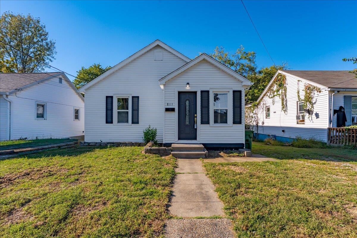 Property Photo:  811 Pond Street  KY 42420 