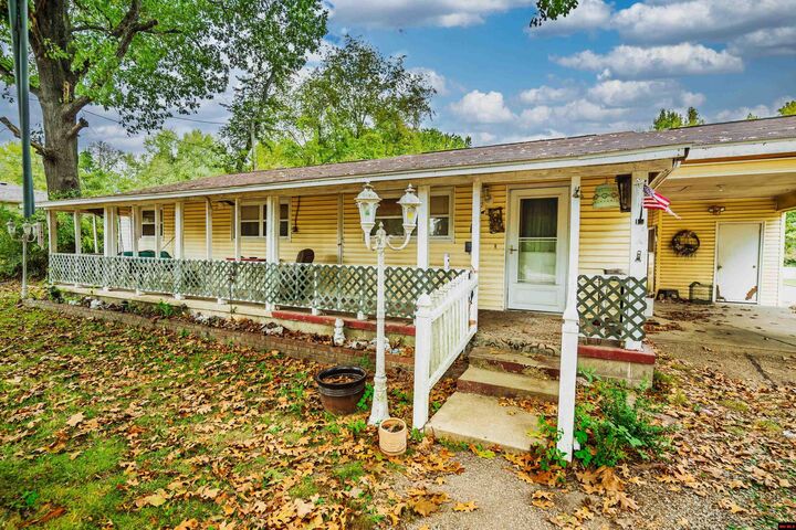 Property Photo:  809 Langston Street  AR 72653 