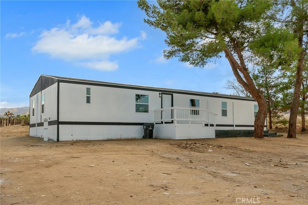 Property Photo: 1563 Mono Road CA 92372