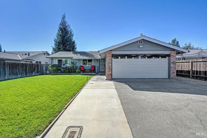 Property Photo: 212 Stonyford Drive CA 95687