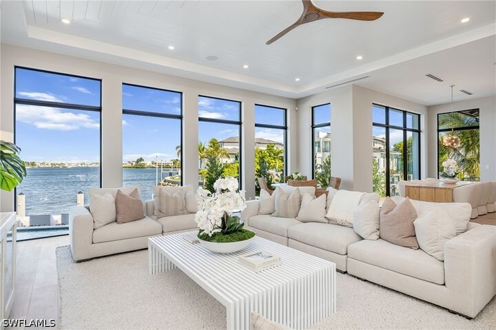 Property Photo: 1305 Marlin Drive FL 34102
