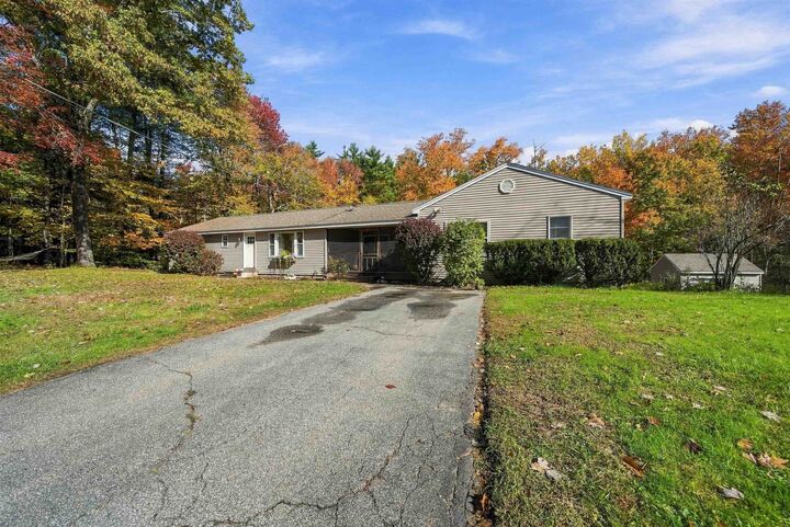 Property Photo:  4 Drury Drive  NH 03867 