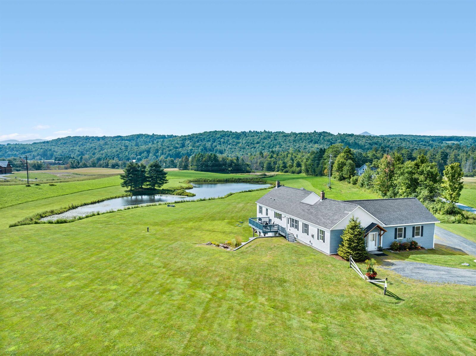 Property Photo:  162 Small Pond Road  VT 05661 