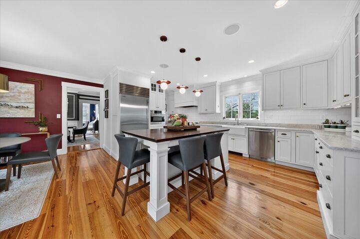 Property Photo: 33 Lincoln St MA 02043