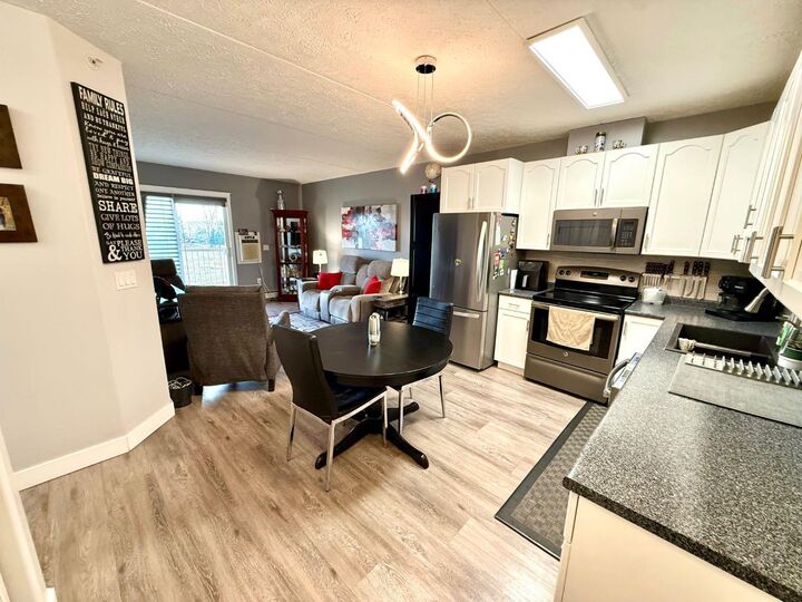 Property Photo:  400 1st Avenue SE 301  AB T0L 0H0 