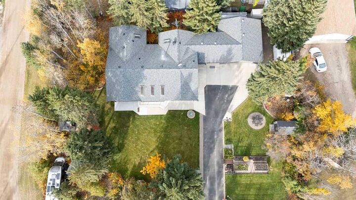 Property Photo:  36214 Range Road 250 202  AB T0M 1R0 