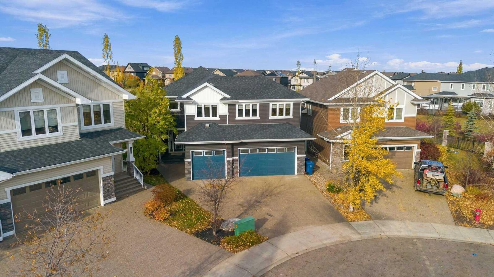 Property Photo:  116 Dixon Road  AB T9K 0Y5 