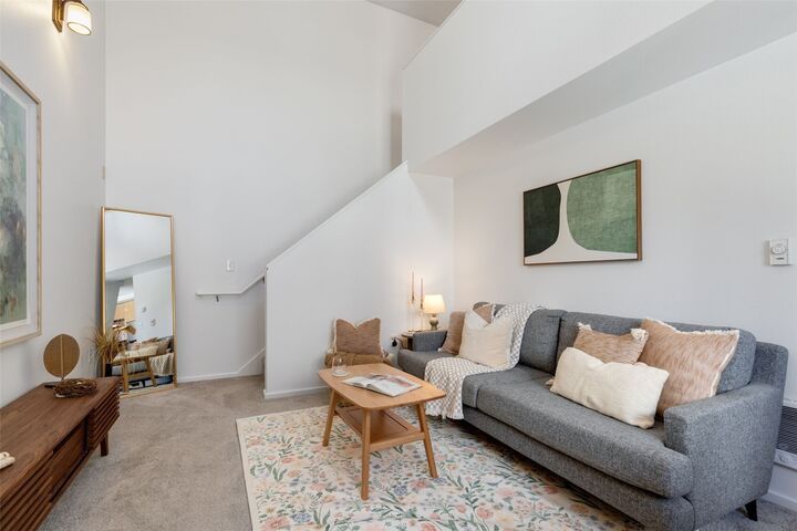 Property Photo:  425  Vine St 721  WA 98121 