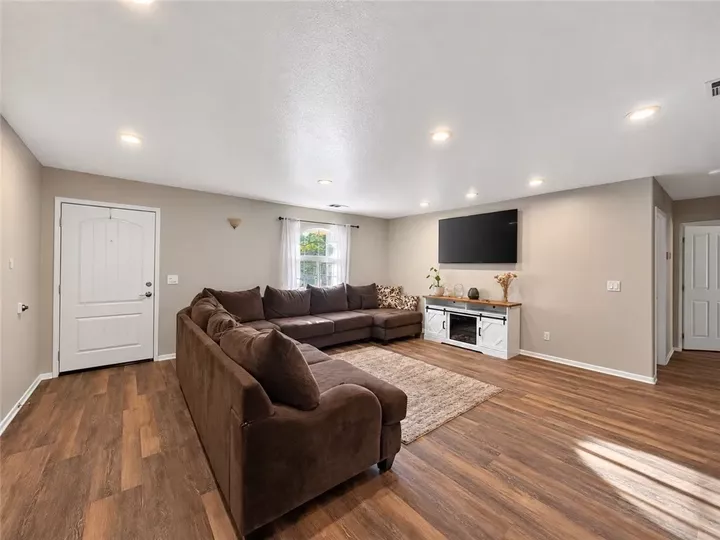 Property Photo:  2175 Avenida Manzana  CA 93422 