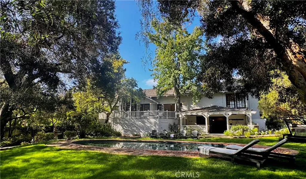 Property Photo:  31642 Avenida Evita  CA 92675 