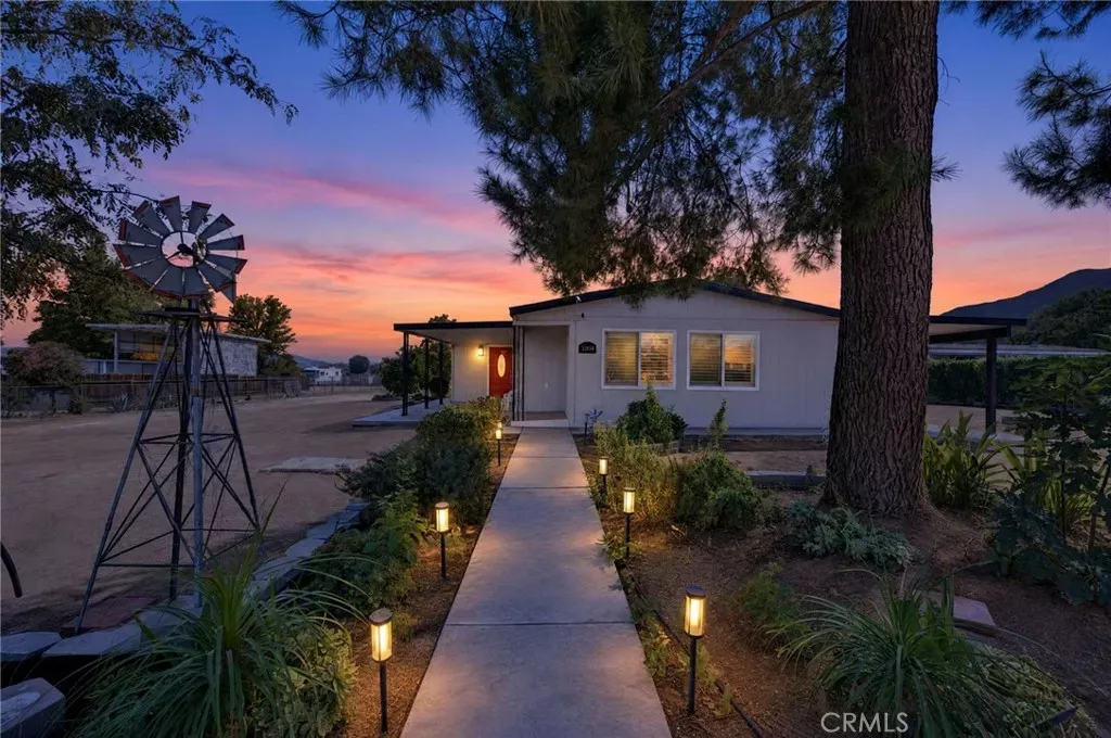 Property Photo: 32834 Skylark CA 92530