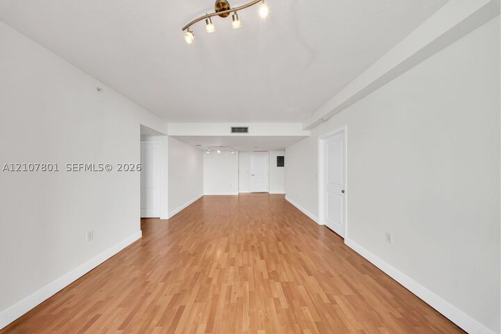 Property Photo:  1250 S Miami Ave 3503  FL 33130 