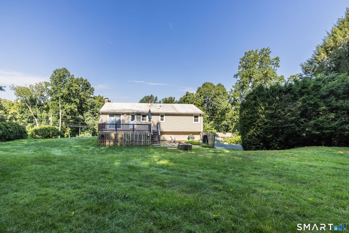 Property Photo:  121 Longfellow Road  CT 06484 