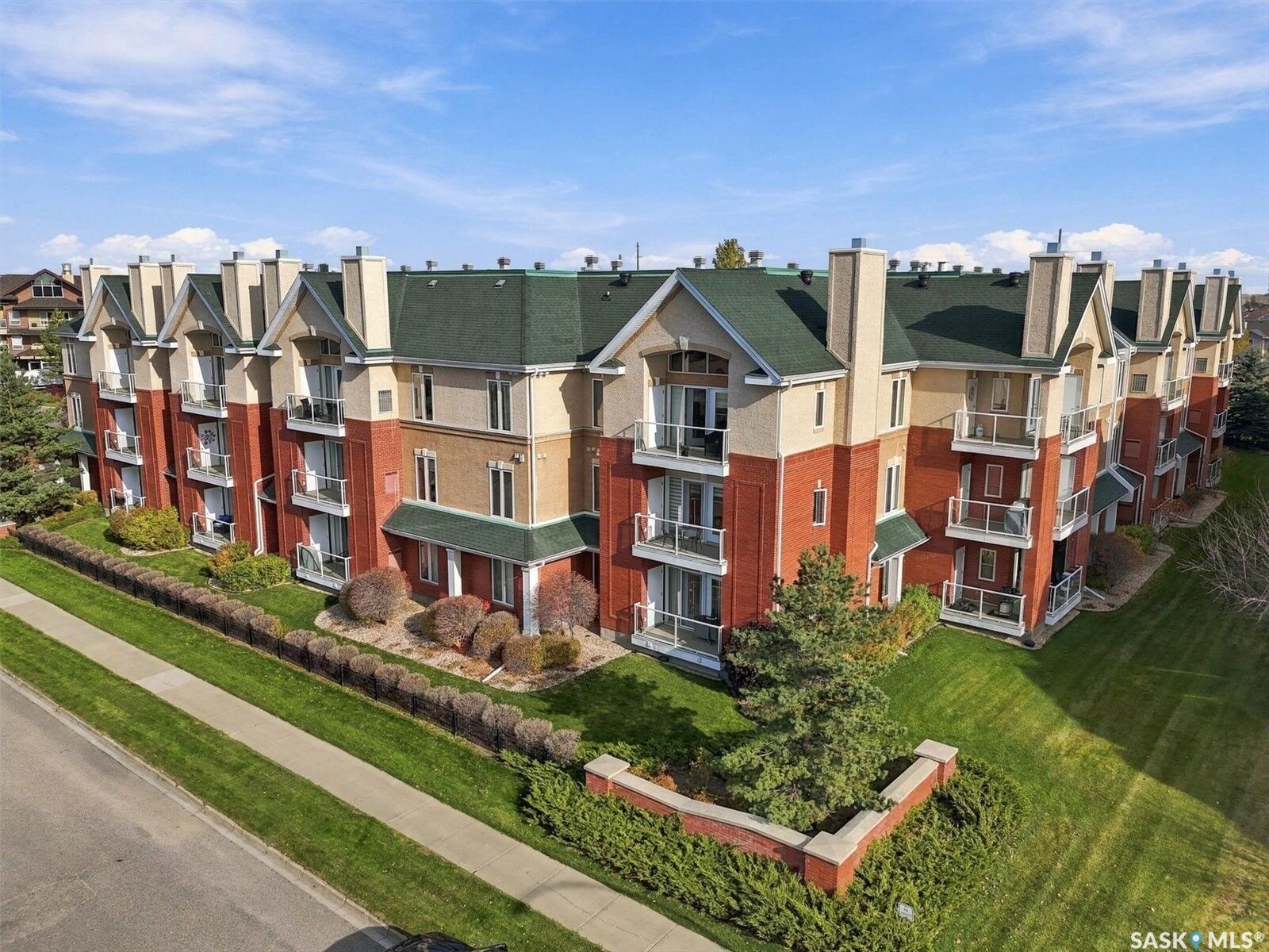 Property Photo:  928 Heritage View 311  SK S7H 5T7 