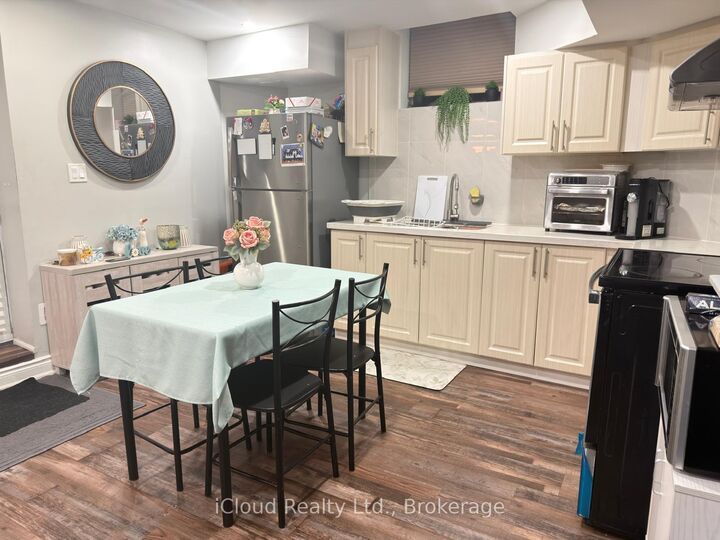 Property Photo:  409 Hincks Drive Basement  ON L9T 6J4 
