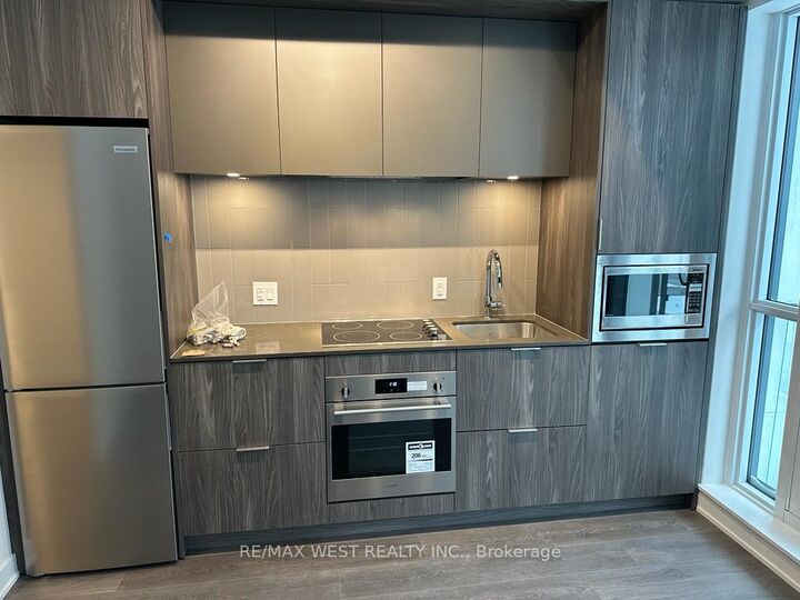 Property Photo:  130 River Street E 706  ON M5A 0R8 