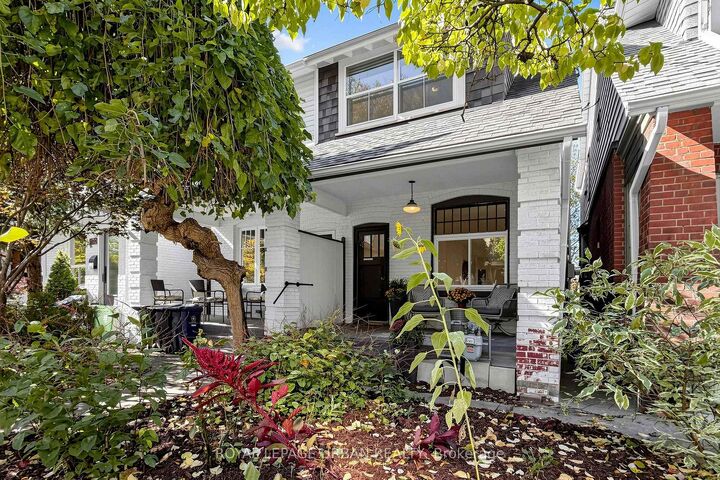 Property Photo:  74 East Lynn Avenue  ON M4C 3X2 