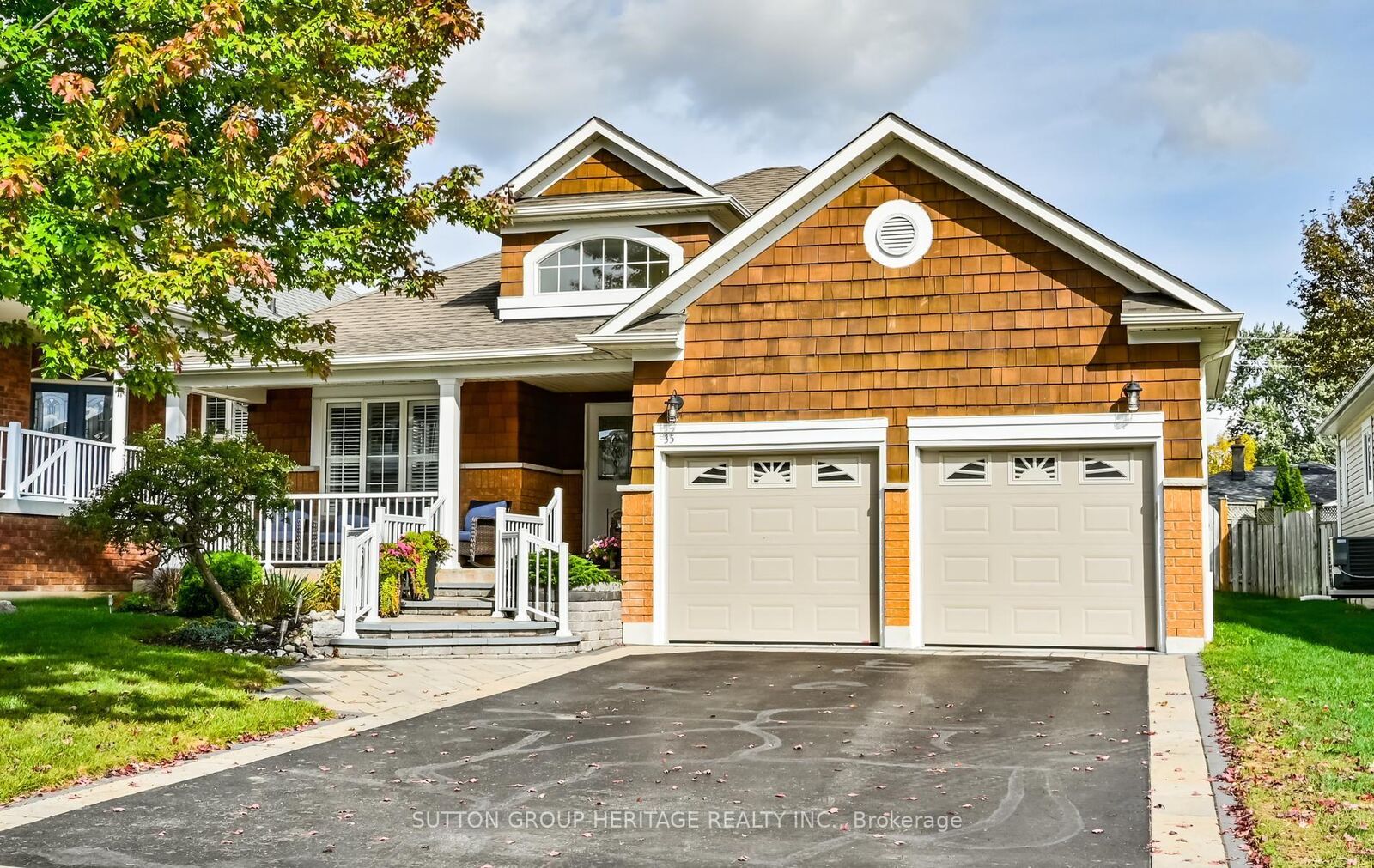 Property Photo:  35 Kimberly Drive  ON L1M 1K5 