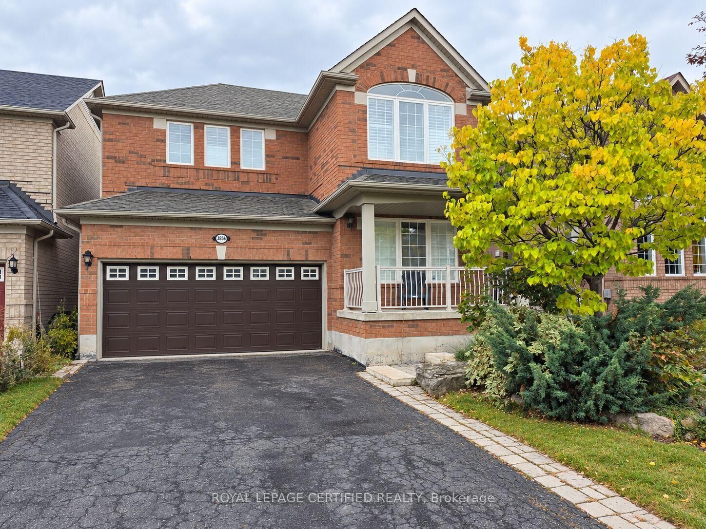 Property Photo:  3856 Swiftdale Drive Bsmt  ON L5M 6M5 