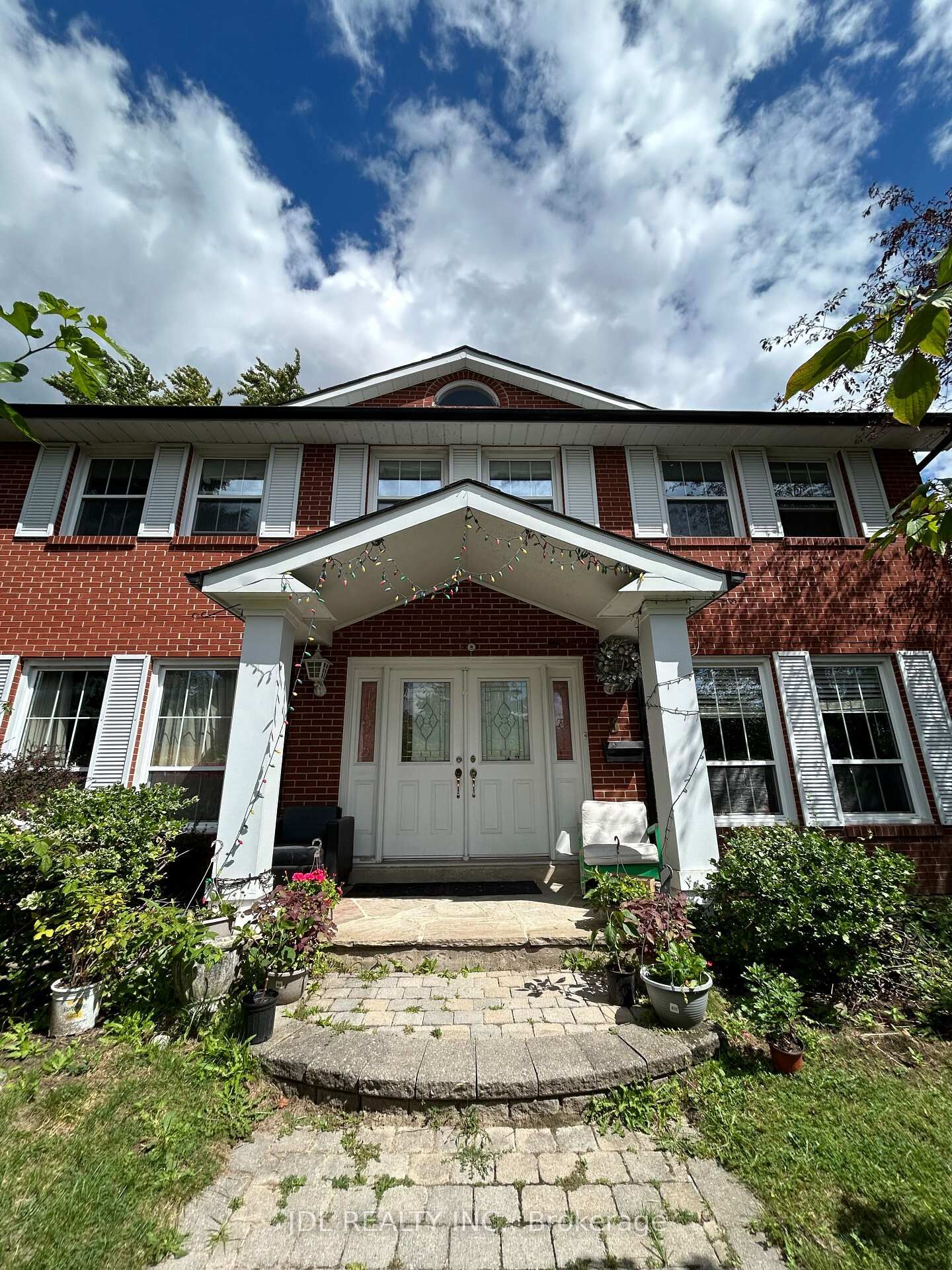 Property Photo:  3 Butterfield Dr Drive Good Bedroom 2nd Floor  ON M3A 2L9 