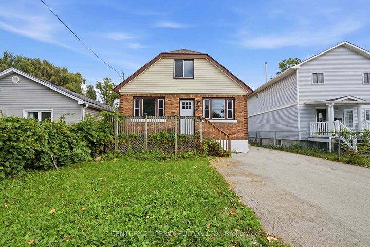 Property Photo:  119 Pelham Road  ON L2S 1T4 