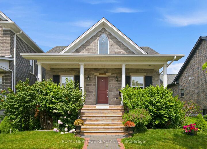 Photo de la propriété:  734 Elmer Hutton Street  ON K9A 0K9 