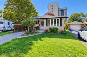 Property Photo:  73 Belton Drive  ON N2M 2B7 