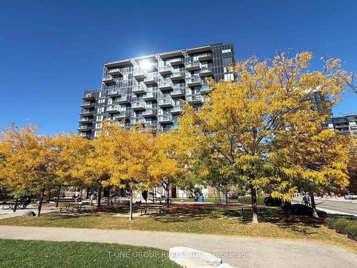 Property Photo:  270 Dufferin Street 312  ON M6K 0H8 
