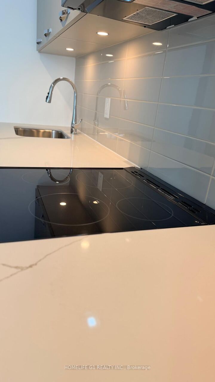 Property Photo:  75 James Street S 1514  ON L8P 2Y9 