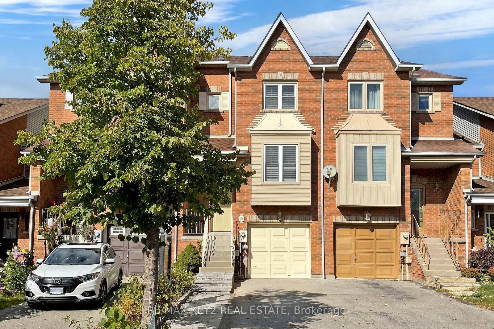 Property Photo:  139 Kelso Crescent  ON L6A 2K7 
