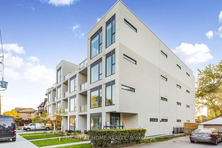 Property Photo:  722 Marlee Avenue 301  ON M6B 3J7 