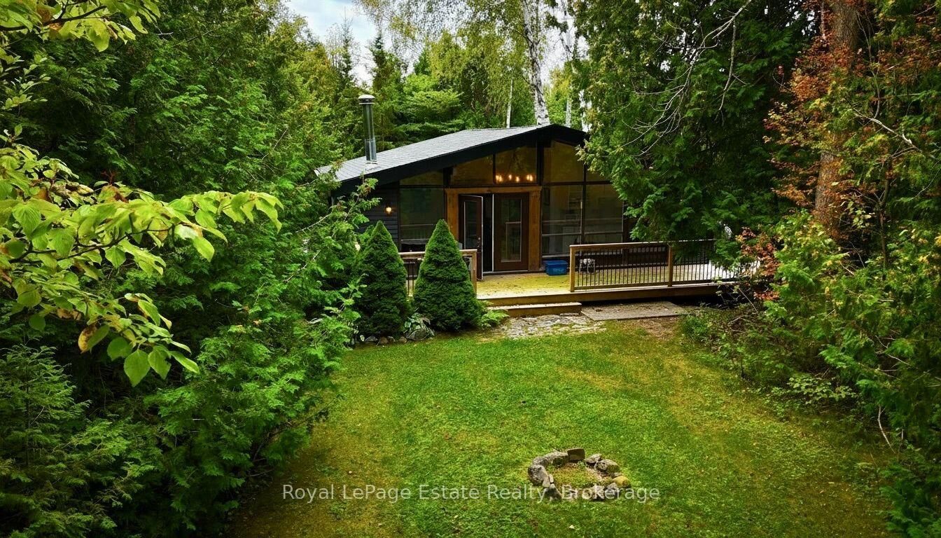Property Photo:  24 Fiddlehead Lane  ON N0H 2T0 