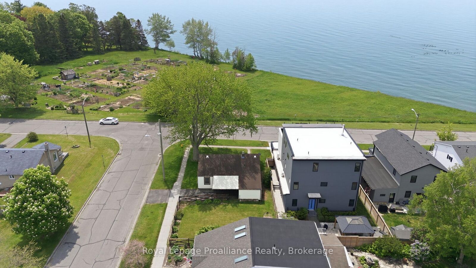 Property Photo:  478 Monk Street  ON K9A 2T1 