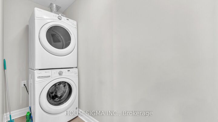 Property Photo:  260 Villagewalk Boulevard 505  ON N6G 0P6 