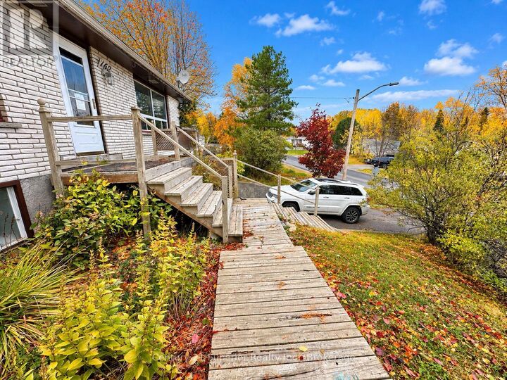 Property Photo:  162 Greenmantle Drive  ON P0T 2J0 