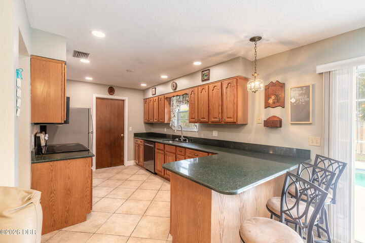 Property Photo:  47 Mayfield Circle  FL 32174 