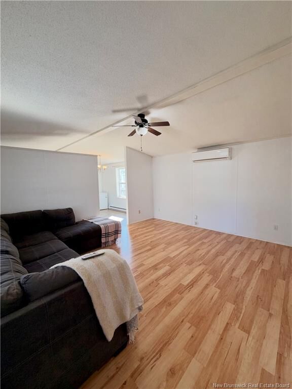 Photo de la propriété: 71 Travis Street NB E1V 6A3
