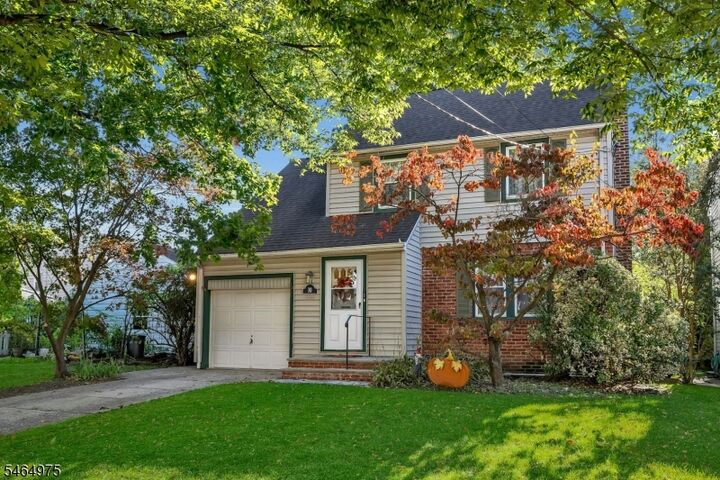 Property Photo: 10 Overlook Ter NJ 07003